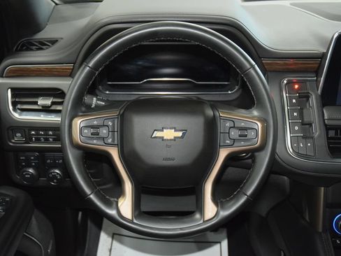 Used 2024 Chevrolet Tahoe High Country AWD/4WD image 35