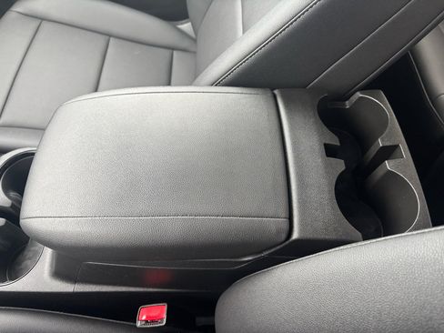 Used 2023 Chevrolet Colorado LT w/ LT Convenience Package III image 28