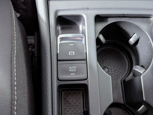 Used 2019 Volkswagen Golf R 4-Door image 37