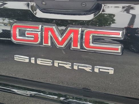 Used 2021 GMC Sierra 1500 SLE image 9
