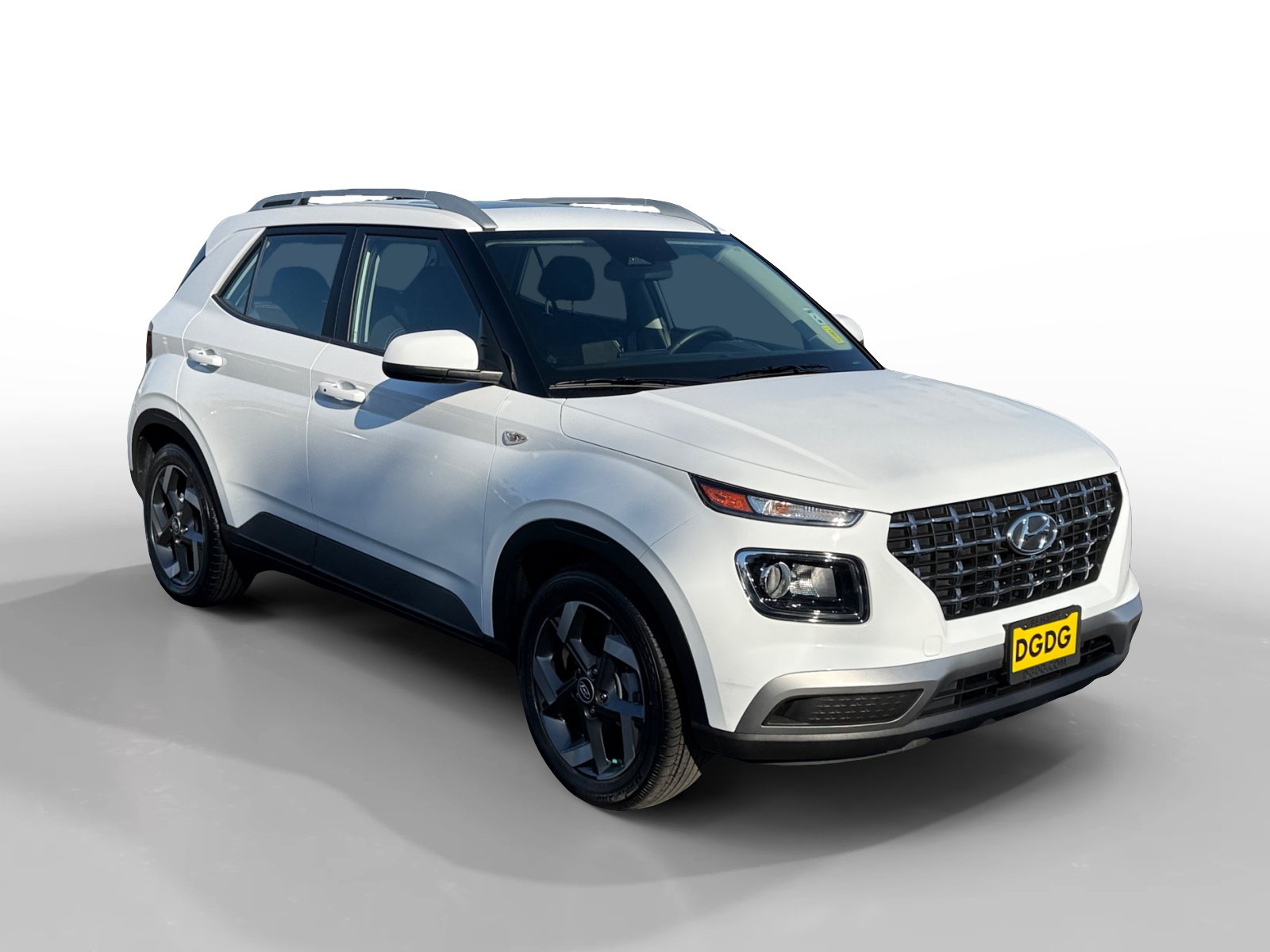 Certified 2026 Hyundai Venue SEL FWD image 7