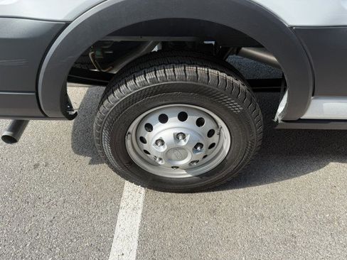 Used 2024 Ford Transit 250 148 High Roof AWD image 12