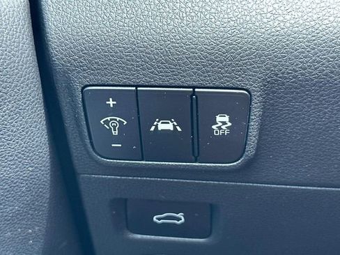 Used 2022 Kia K5 EX image 25