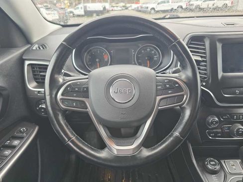 Used 2021 Jeep Cherokee Latitude Plus image 11