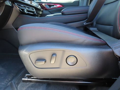 New 2026 Chevrolet Traverse RS AWD/4WD image 10