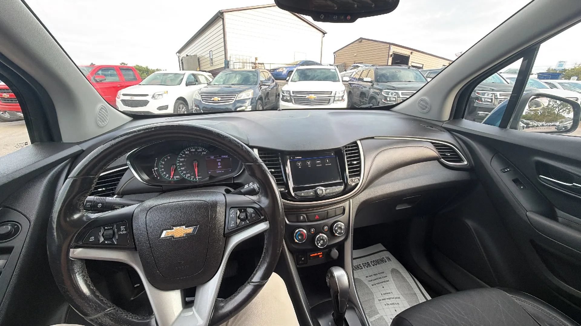 Used 2019 Chevrolet Trax LT w/ LT Convenience Package FWD image 14