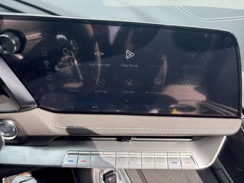 Used 2026 Chevrolet Corvette Stingray Convertible w/ 1LT image 19