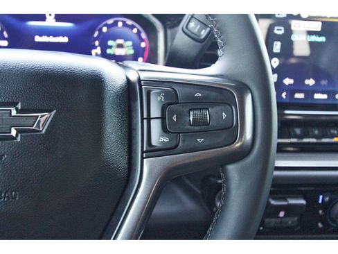 Used 2026 Chevrolet Silverado 2500 ZR2 AWD/4WD image 25