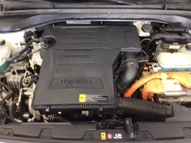 Used 2020 Hyundai Ioniq Blue FWD image 31