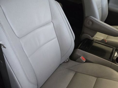 Used 2019 Toyota Sienna XLE Premium image 5