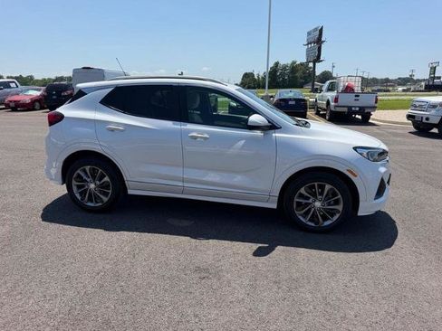 Used 2021 Buick Encore GX Preferred w/ Sport Touring Package FWD image 4