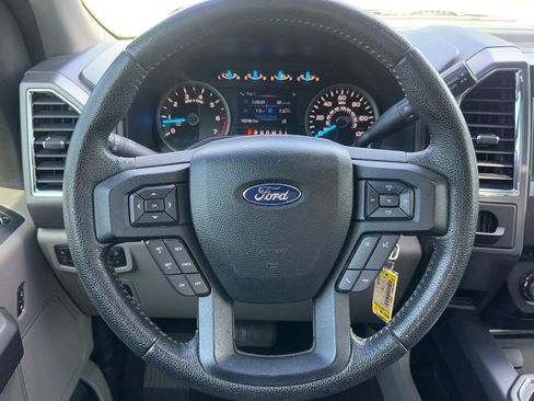 Used 2016 Ford F150 XLT w/ Equipment Group 302A Luxury RWD image 13