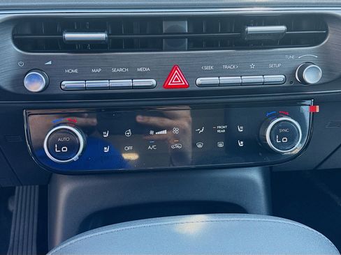 Used 2026 Hyundai Palisade SEL image 12