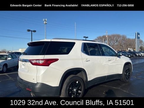 Used 2018 Chevrolet Traverse LT image 8