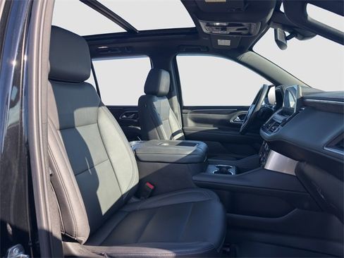 Used 2021 Chevrolet Tahoe LT image 17