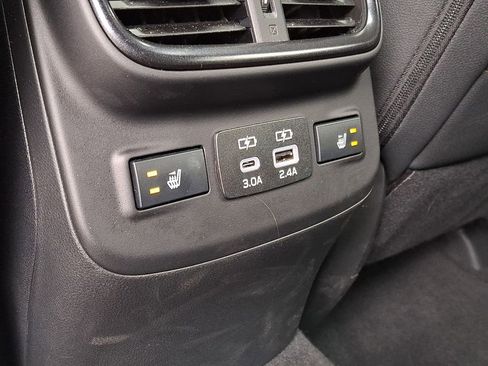 Used 2025 Subaru Outback Wilderness w/ Wilderness Package image 27