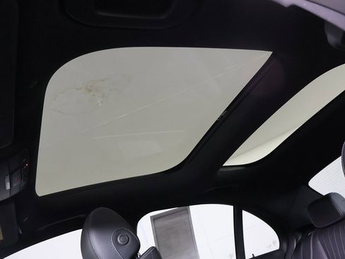 Used 2021 Mercedes-Benz E 350 4MATIC Sedan image 19