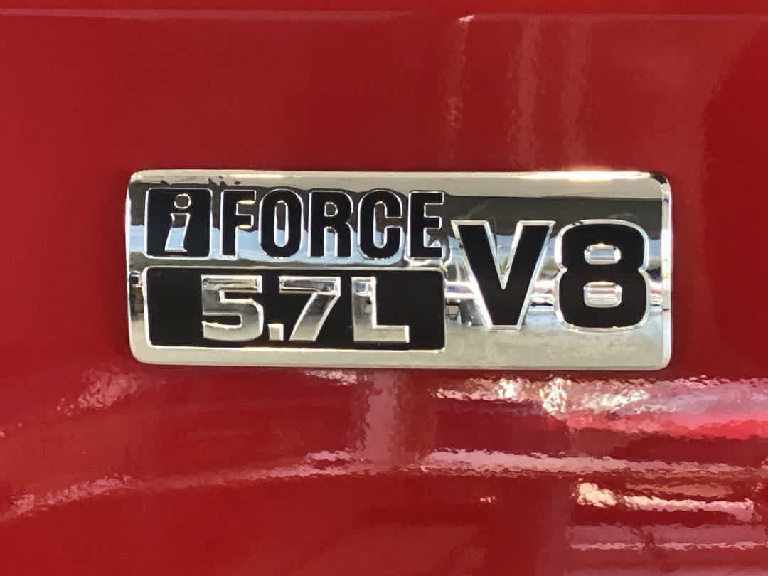 Used 2019 Toyota Tundra SR5 AWD/4WD image 12