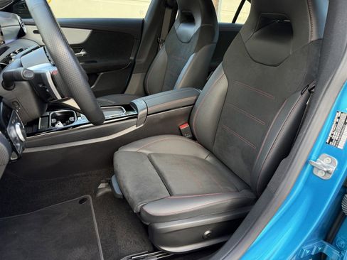 Certified 2025 Mercedes-Benz CLA 250 4MATIC image 10