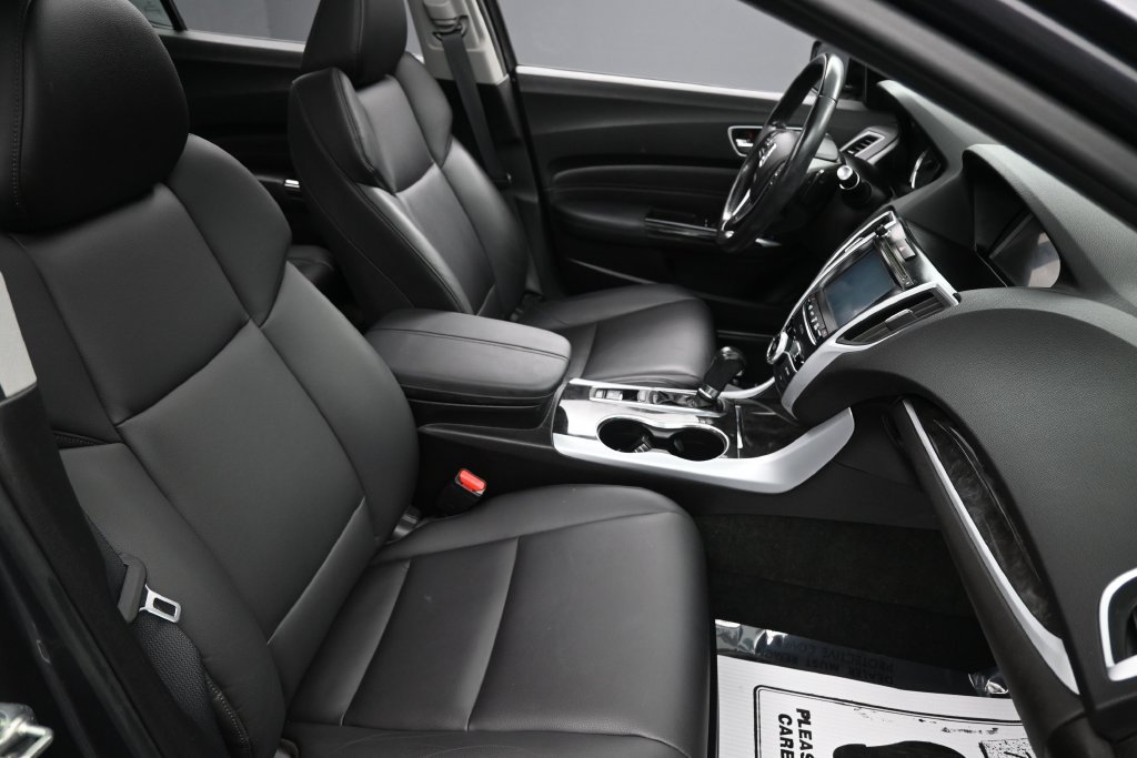 Used 2018 Acura TLX FWD image 27