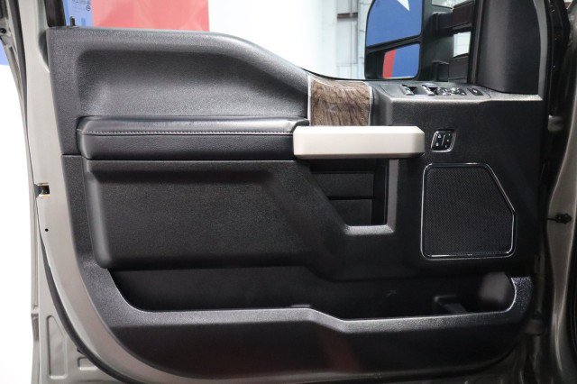 Used 2019 Ford F250 Lariat w/ Lariat Ultimate Package AWD/4WD image 37