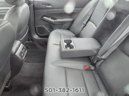 Used 2024 Nissan Altima 2.5 SL FWD image 8