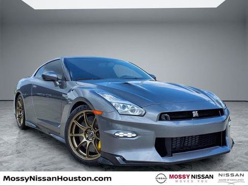 Certified 2024 Nissan GT-R w/ Floor Mat Package AWD/4WD image 1