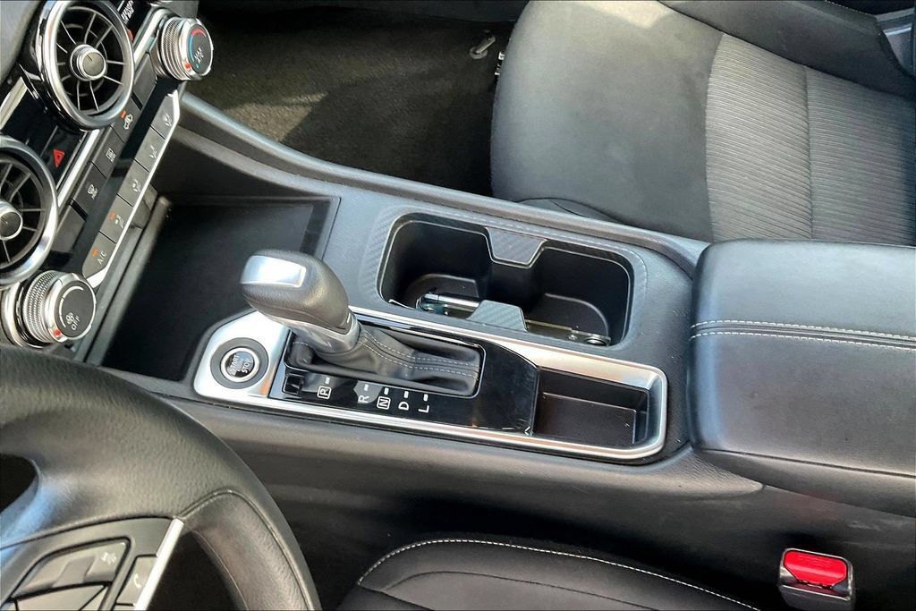 Used 2025 Nissan Sentra SV FWD image 17