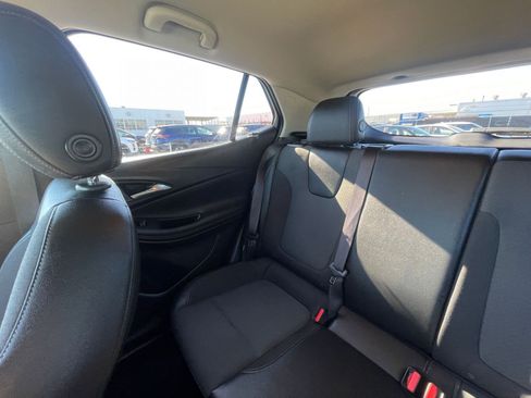 Used 2025 Buick Encore GX Preferred image 39