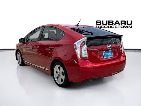 Used 2014 Toyota Prius Five w/ Preferred Accessory Package FWD image 5