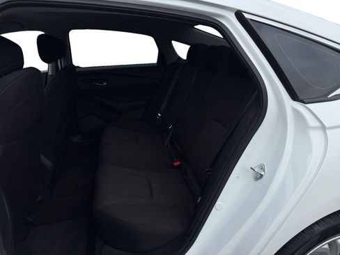 Certified 2023 Honda Accord LX image 16