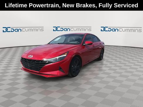 Used 2021 Hyundai Elantra SEL FWD image 4