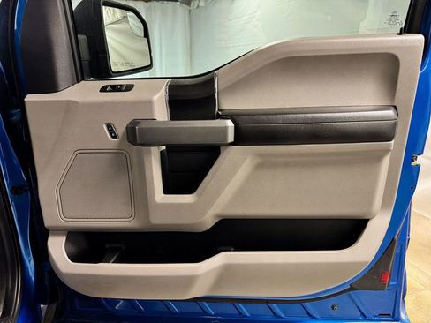 Used 2015 Ford F150 XLT AWD/4WD image 15