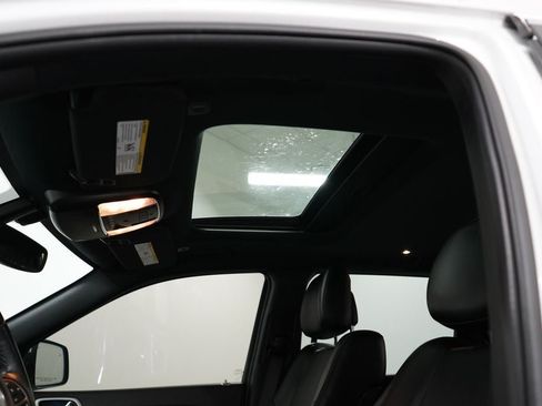 Used 2021 Jeep Grand Cherokee Limited w/ Premium Lighting Group AWD/4WD image 16