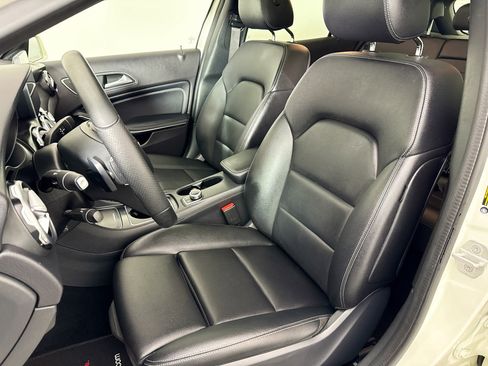 Used 2018 Mercedes-Benz GLA 250 4MATIC image 17