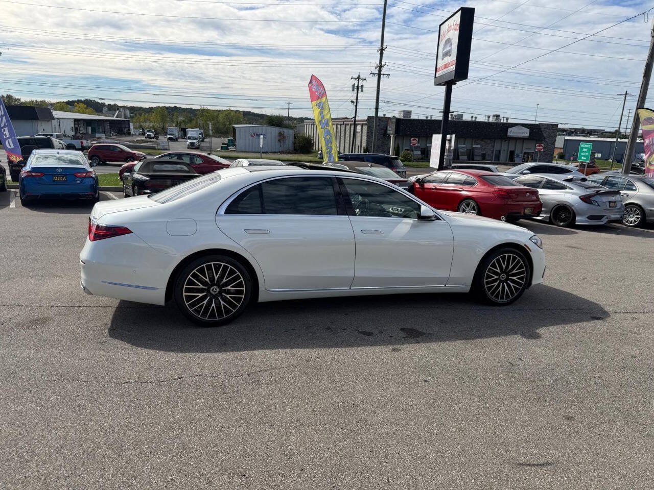Used 2023 Mercedes-Benz S 580 4MATIC Sedan image 5