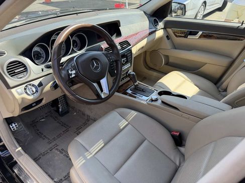 Used 2012 Mercedes-Benz C 250 Sedan image 7