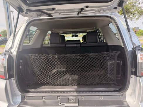 Used 2019 Toyota 4Runner SR5 Premium RWD image 10