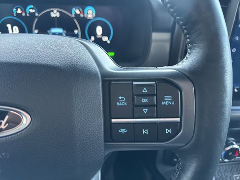 Certified 2023 Ford F150 Lariat w/ Equipment Group 502A High image 32