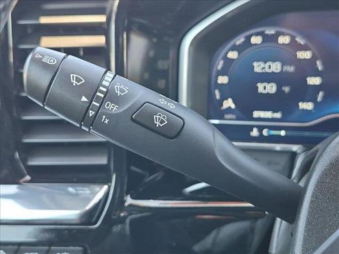 Used 2024 Chevrolet Silverado 1500 High Country AWD/4WD image 17