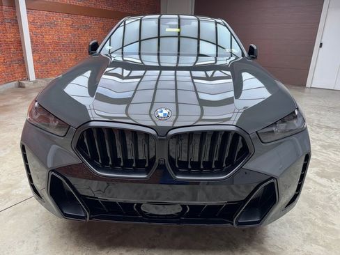 New 2026 BMW X6 xDrive40i image 8