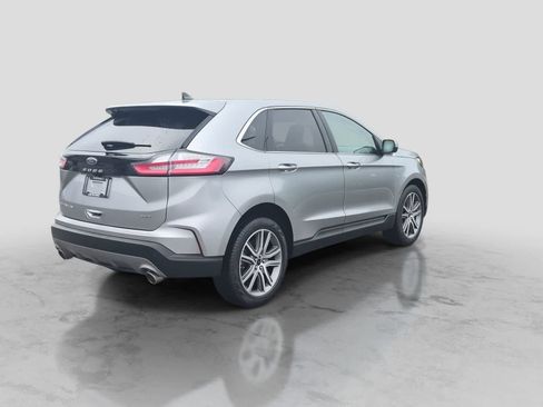 Used 2024 Ford Edge Titanium w/ Equipment Group 301A AWD/4WD image 8