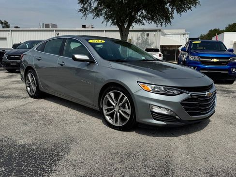 Used 2024 Chevrolet Malibu LT FWD image 10