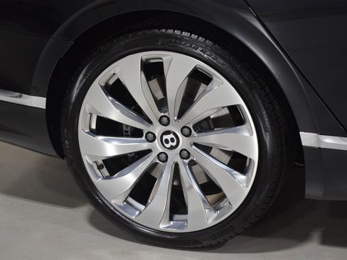 Certified 2020 Bentley Flying Spur W12 image 6