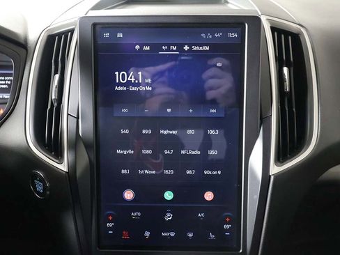 Used 2024 Ford Edge SEL w/ Convenience Package image 41