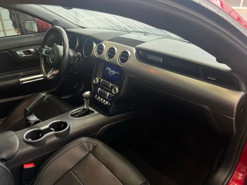 Used 2021 Ford Mustang GT Premium RWD image 15