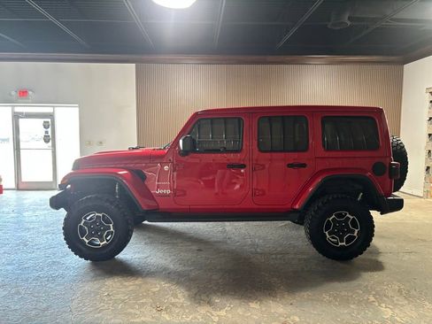 Used 2019 Jeep Wrangler Unlimited Sahara w/ LED Lighting Group image 2