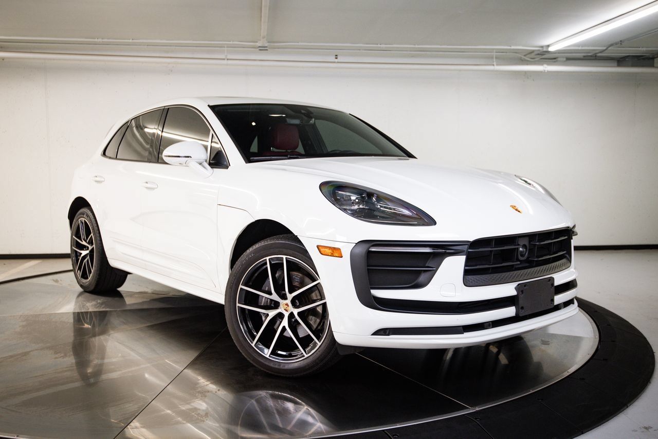 Certified 2023 Porsche Macan AWD/4WD image 9