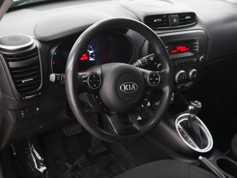 Used 2014 Kia Soul FWD image 20