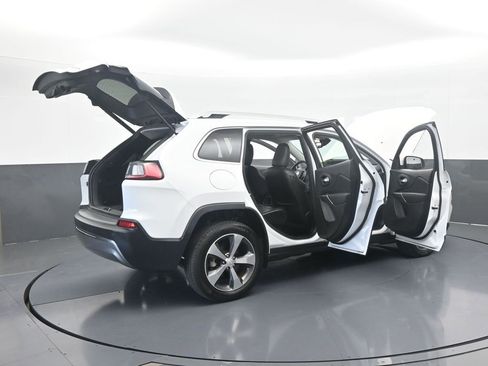 Used 2019 Jeep Cherokee Limited image 73